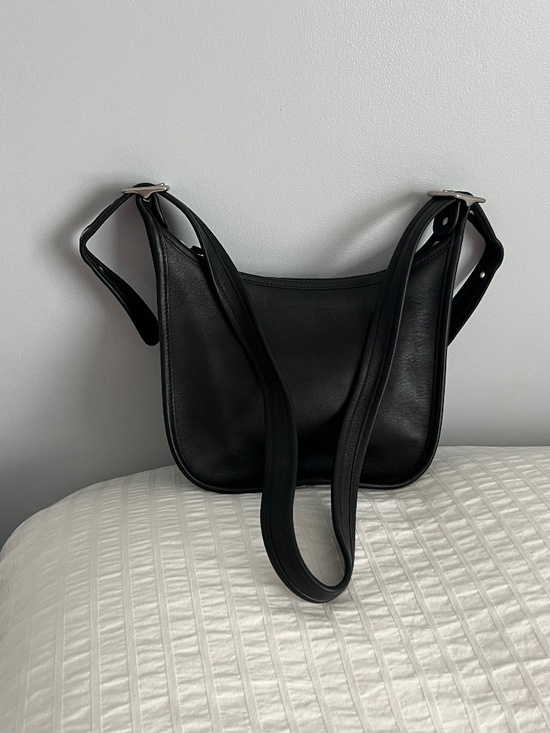 Coach Handbags - Coach Black Legacy Janice Bag 9950